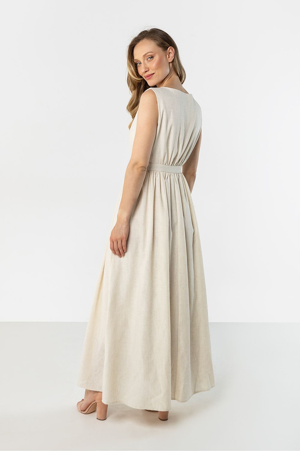 Robe de jour model 225302 awama