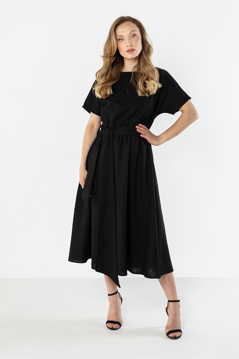Robe de jour model 225306 awama