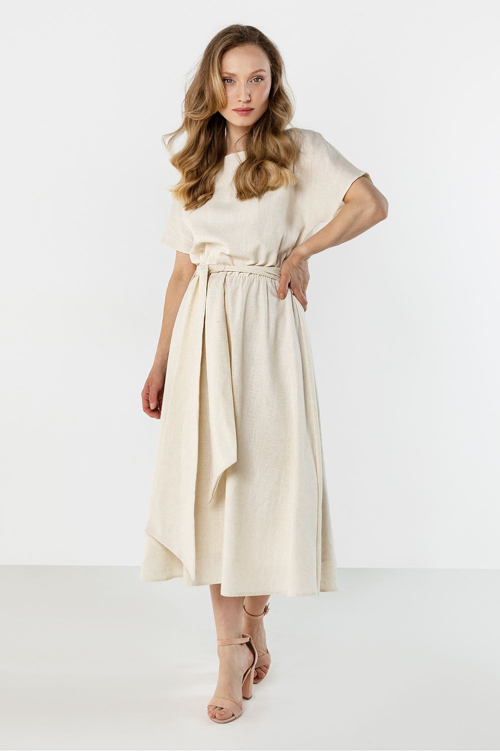 Robe de jour model 225306 awama