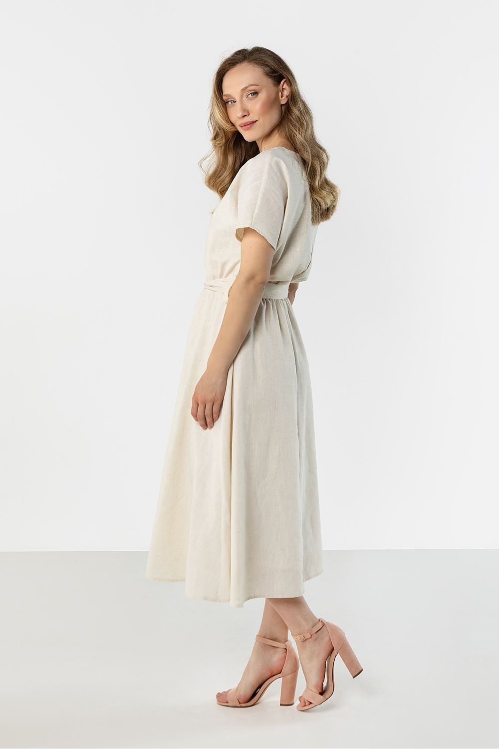 Robe de jour model 225306 awama