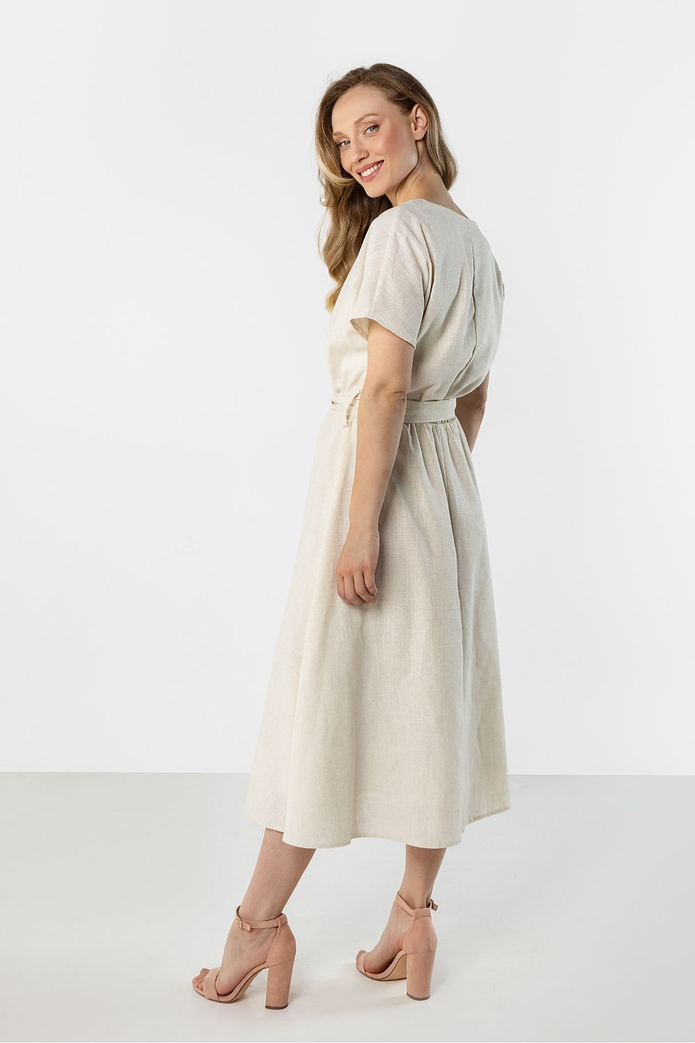 Robe de jour model 225306 awama
