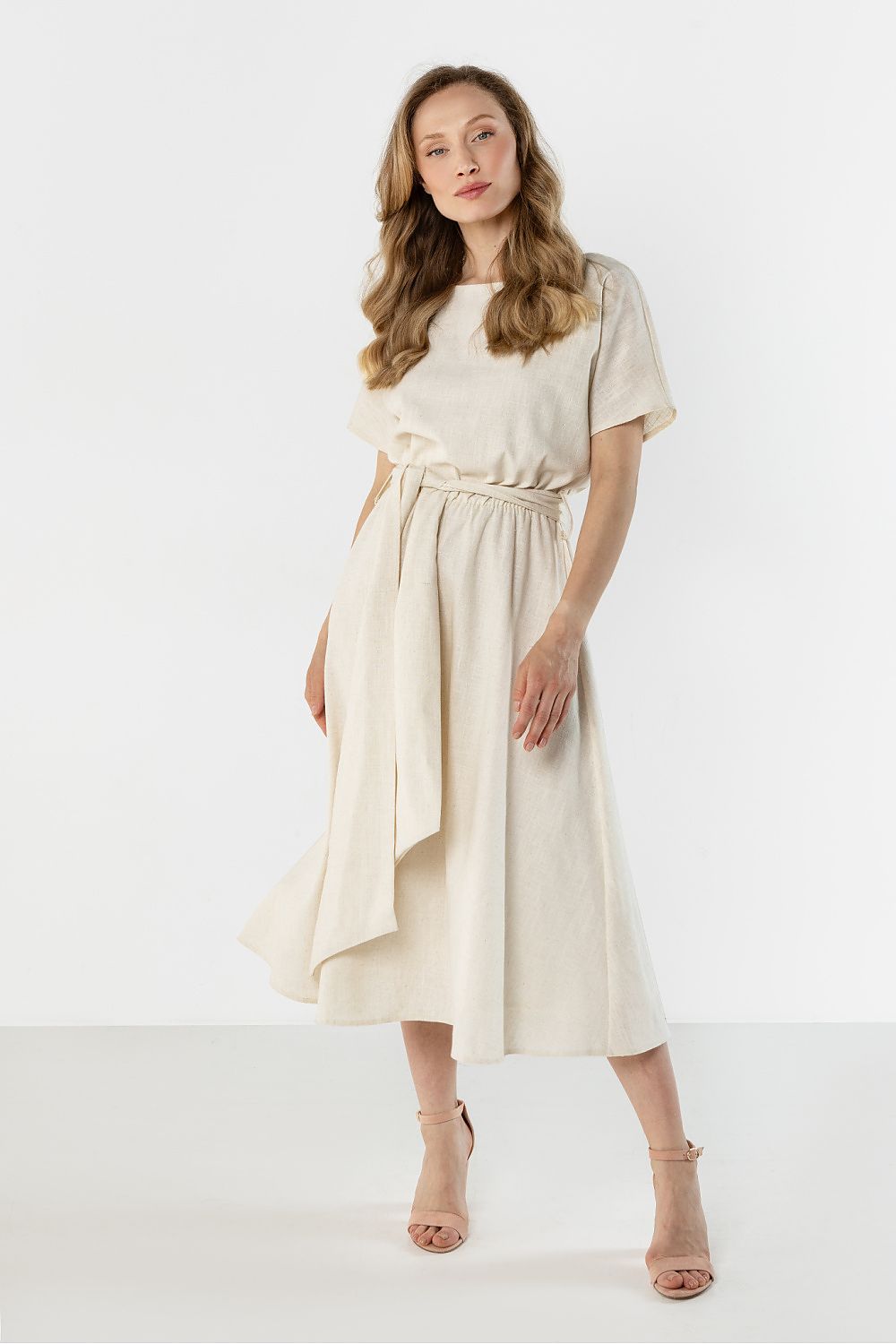 Robe de jour model 225306 awama