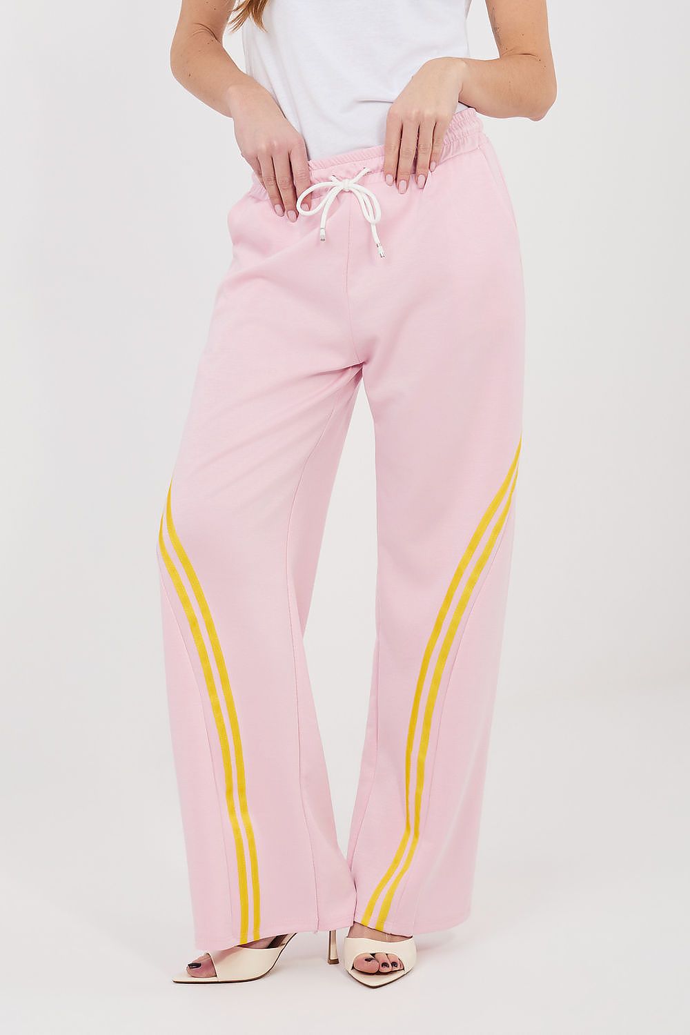 Pantalon survêtement model 225413 Rue Paris