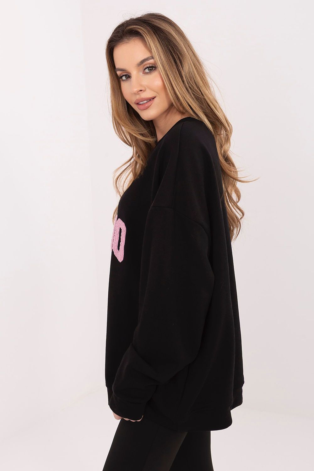 Sweatshirt model 225470 Relevance