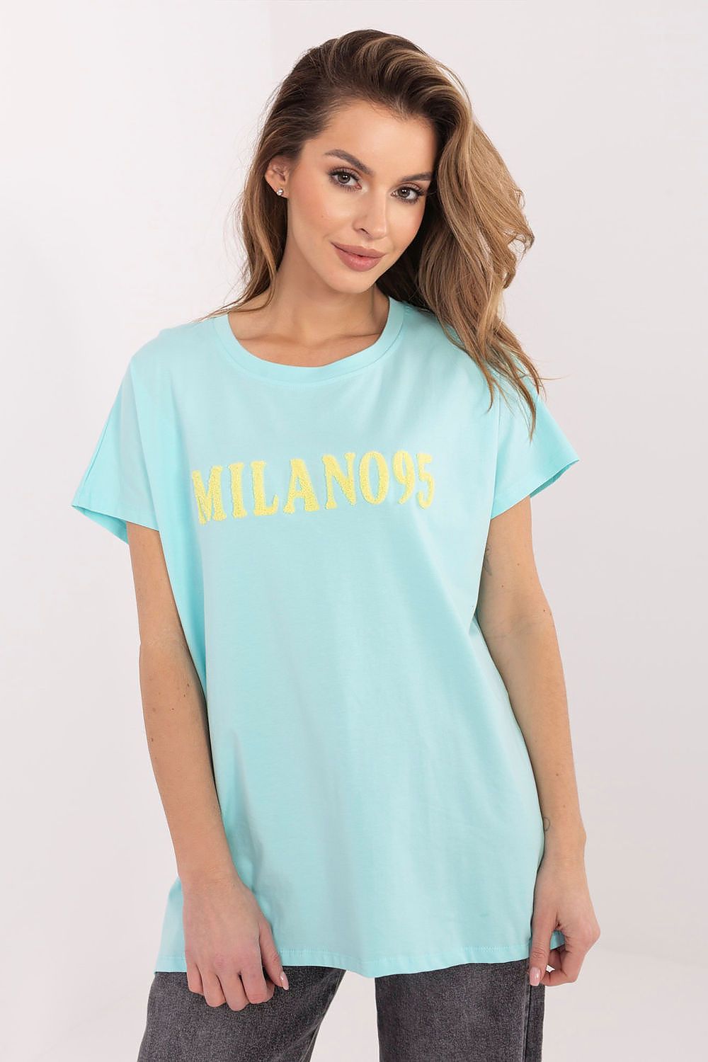 T-shirt model 225478 Relevance