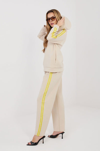  L`ensemble model 225540 Rue Paris 