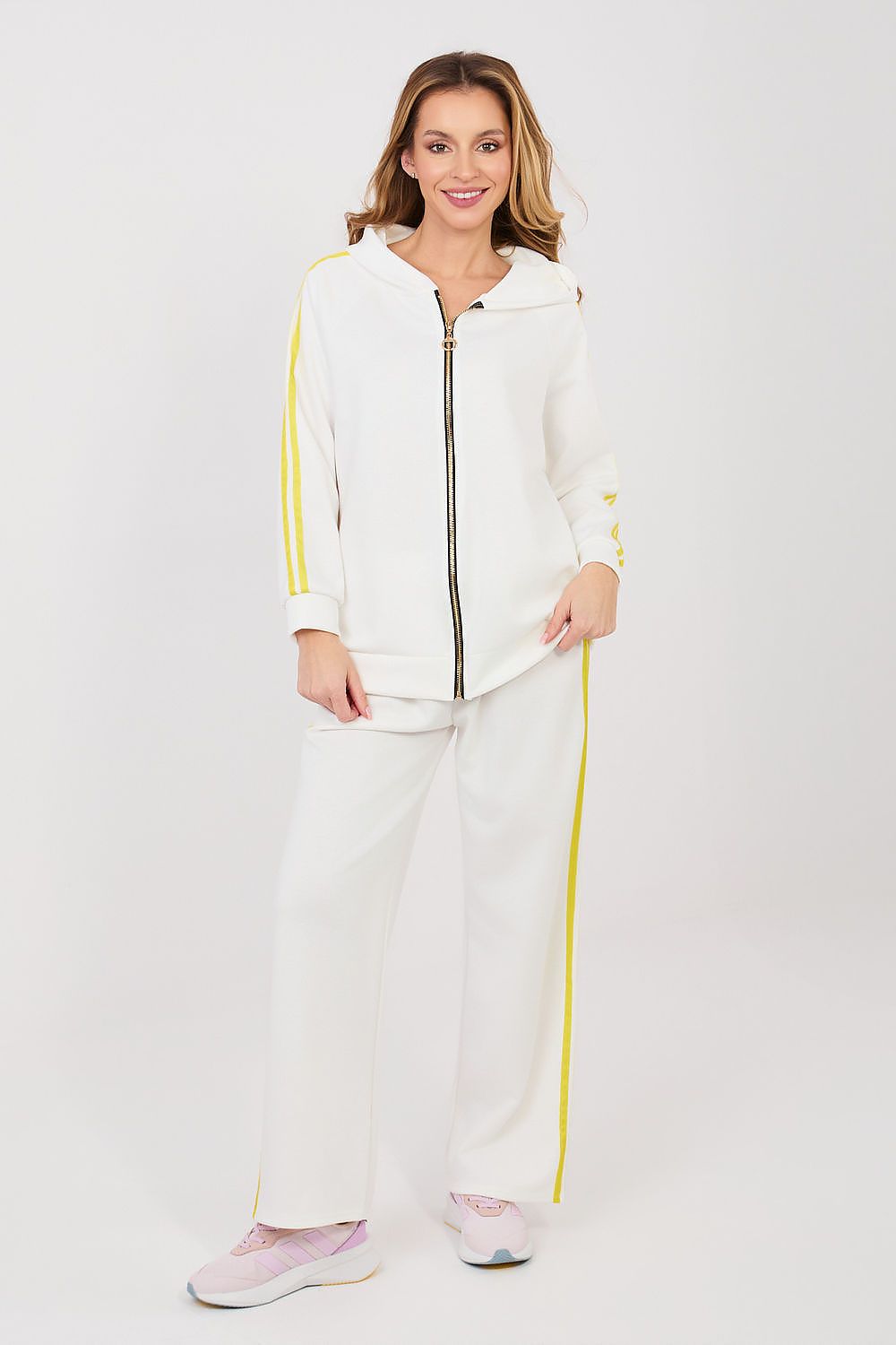 L`ensemble model 225543 Rue Paris 
