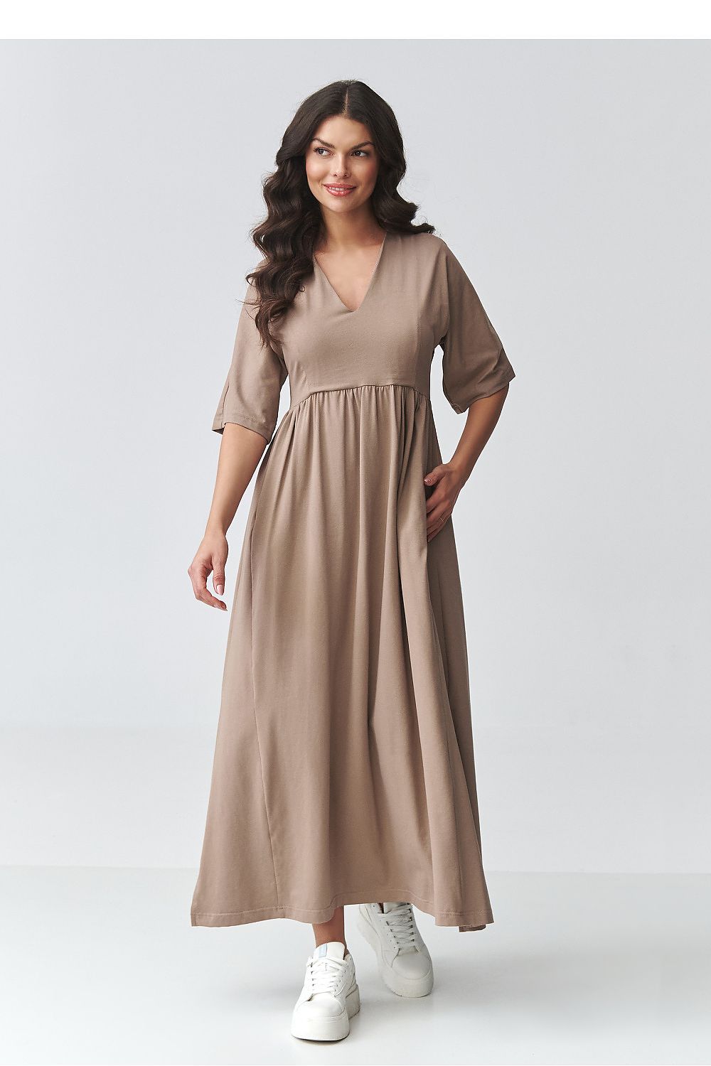  Robe de jour model 225633 Makadamia 