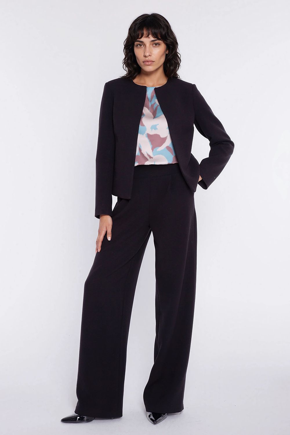 Blazer femme model 225819 Nife
