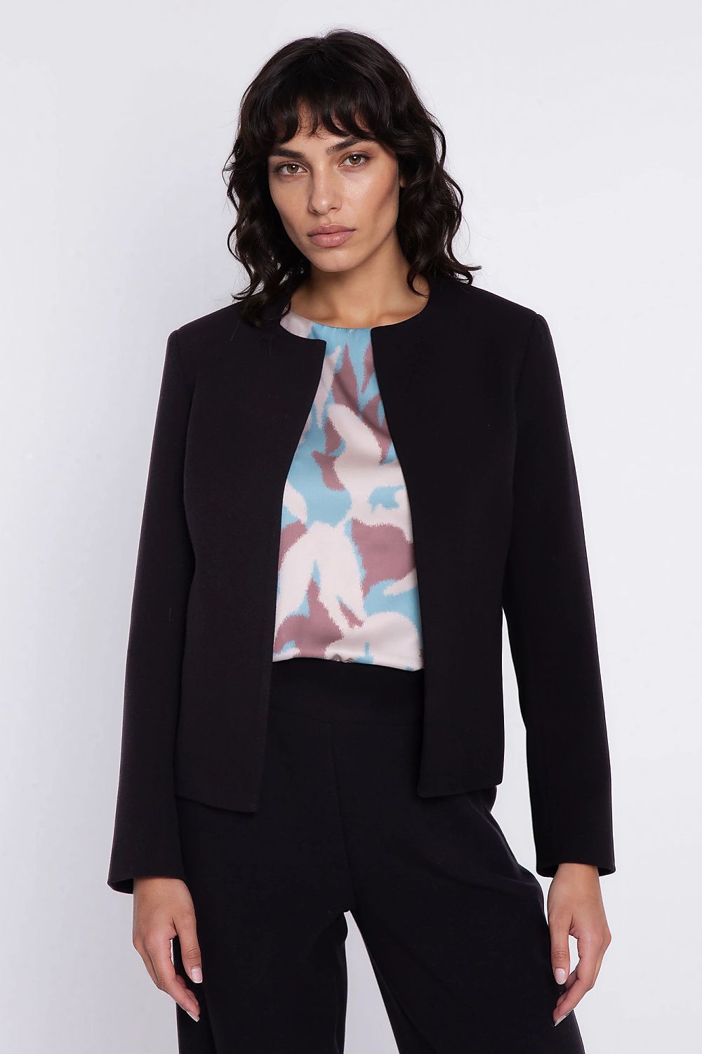 Blazer femme model 225819 Nife