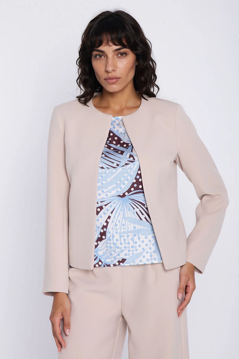 Blazer femme model 225819 Nife