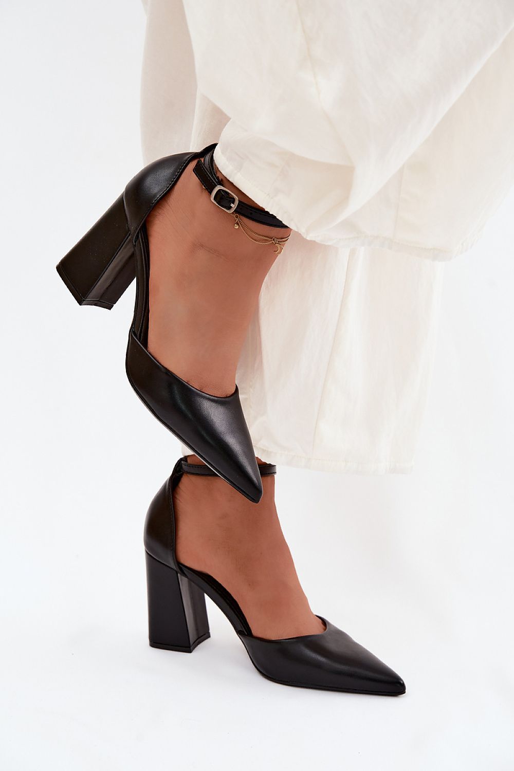 Escarpins talon large model 227163 Step in style