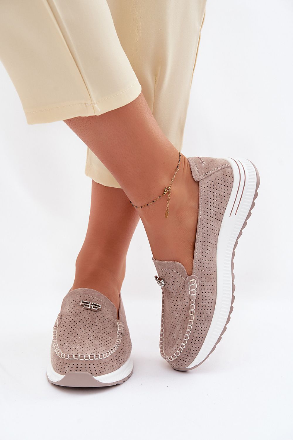Moccasins model 228082 Step in style