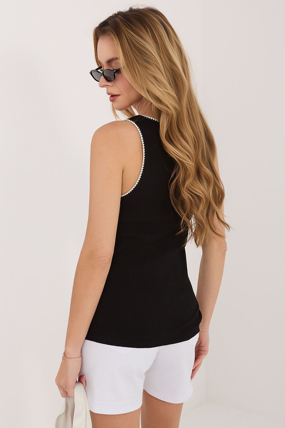 Top model 228342 Rue Paris