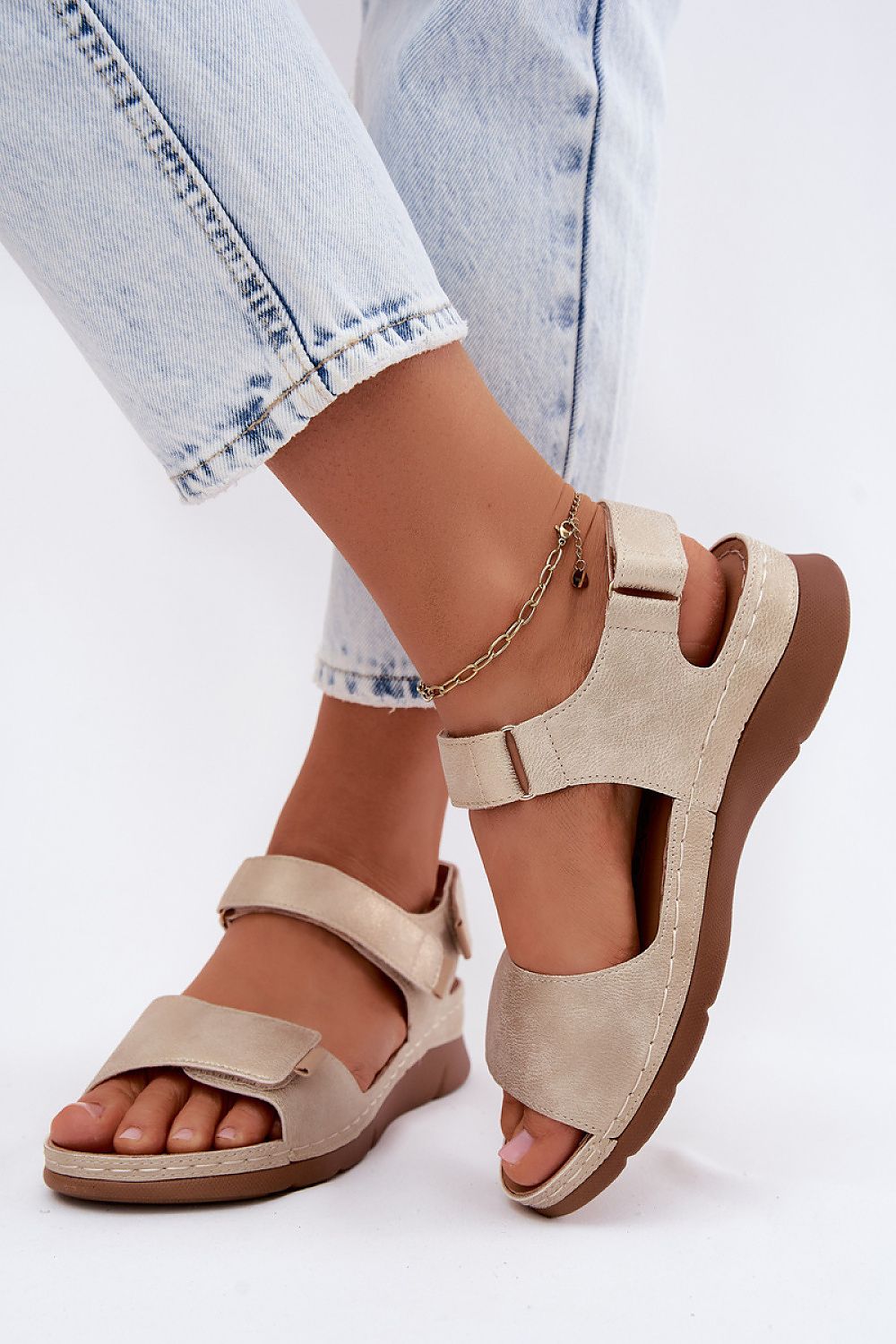 Cothurnes model 228396 Step in style