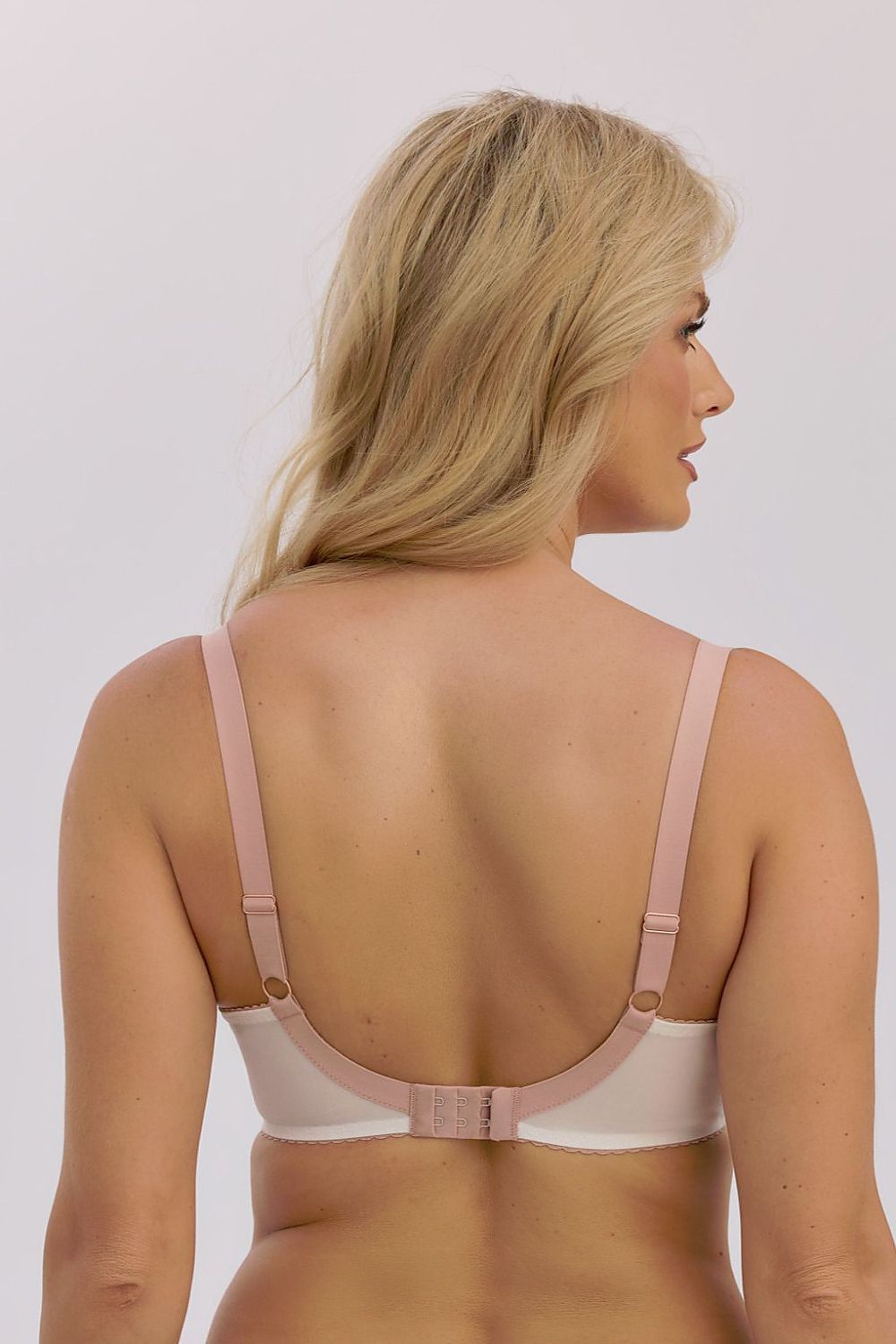 Semi-soft model 228492 Gaia