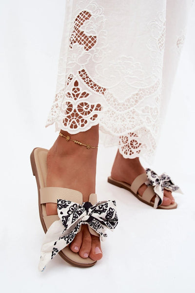  Clacquettes model 228792 Step in style 