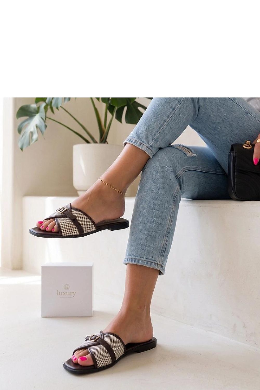 Clacquettes model 229802 Solea