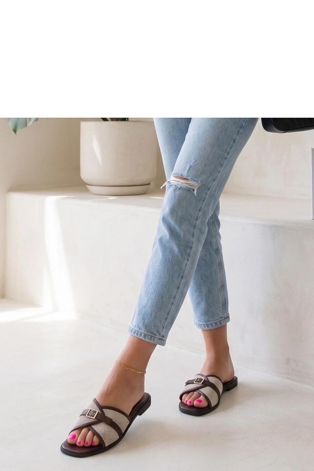 Clacquettes model 229802 Solea