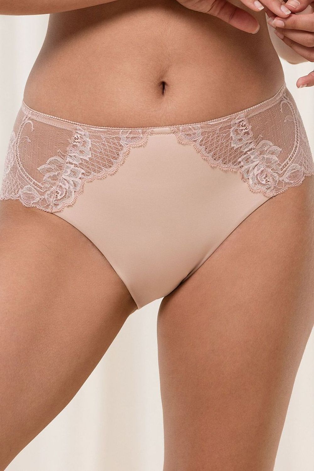Culottes model 230041 Triumph