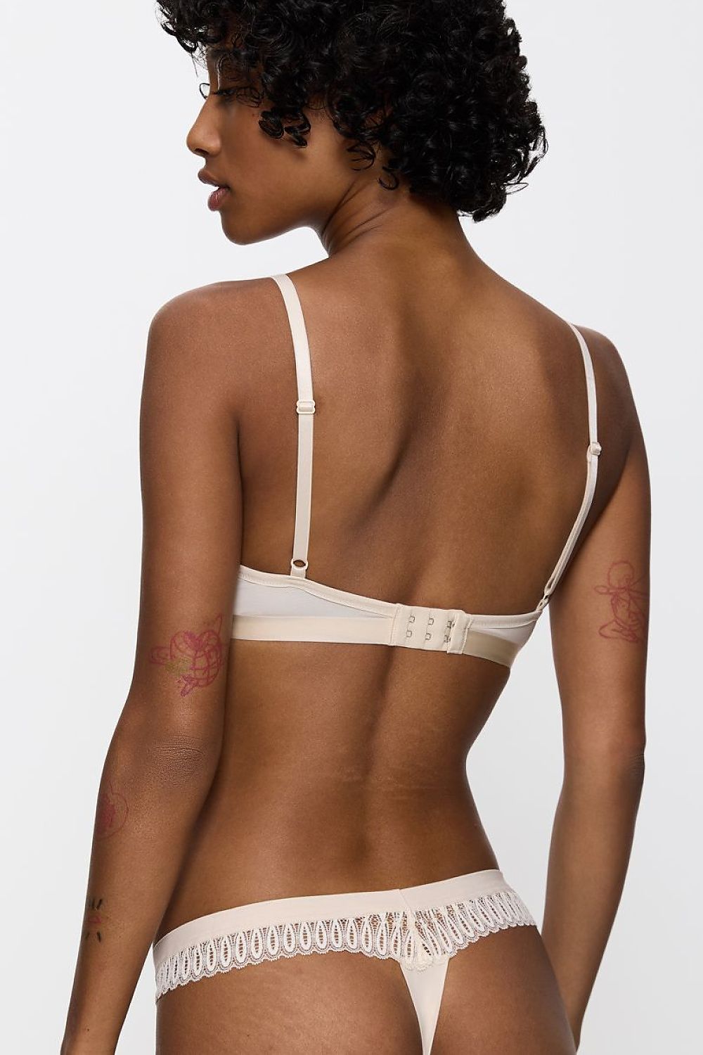 Strings model 230324 Triumph