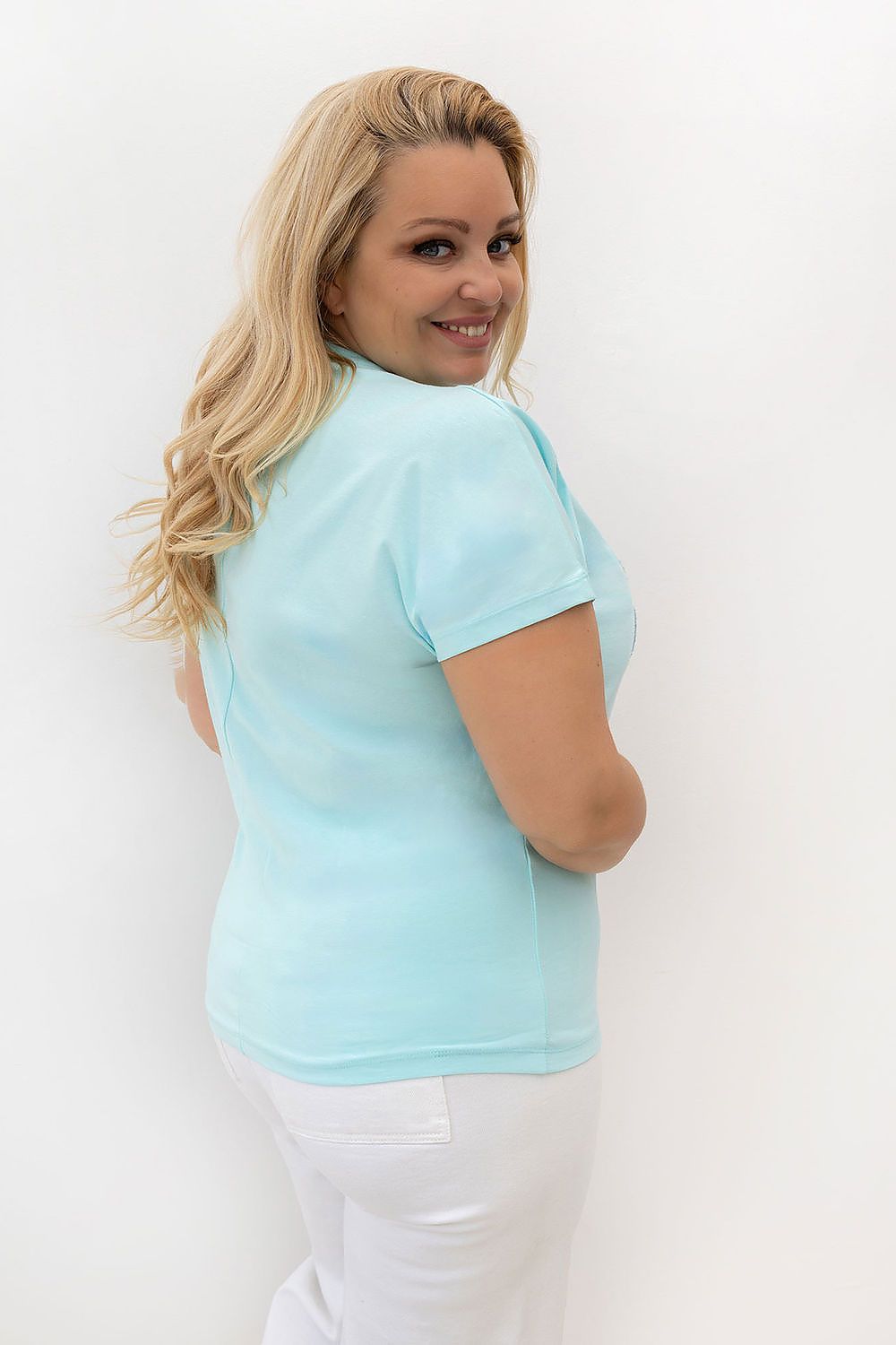 Plus size T-shirt model 230448 Relevance