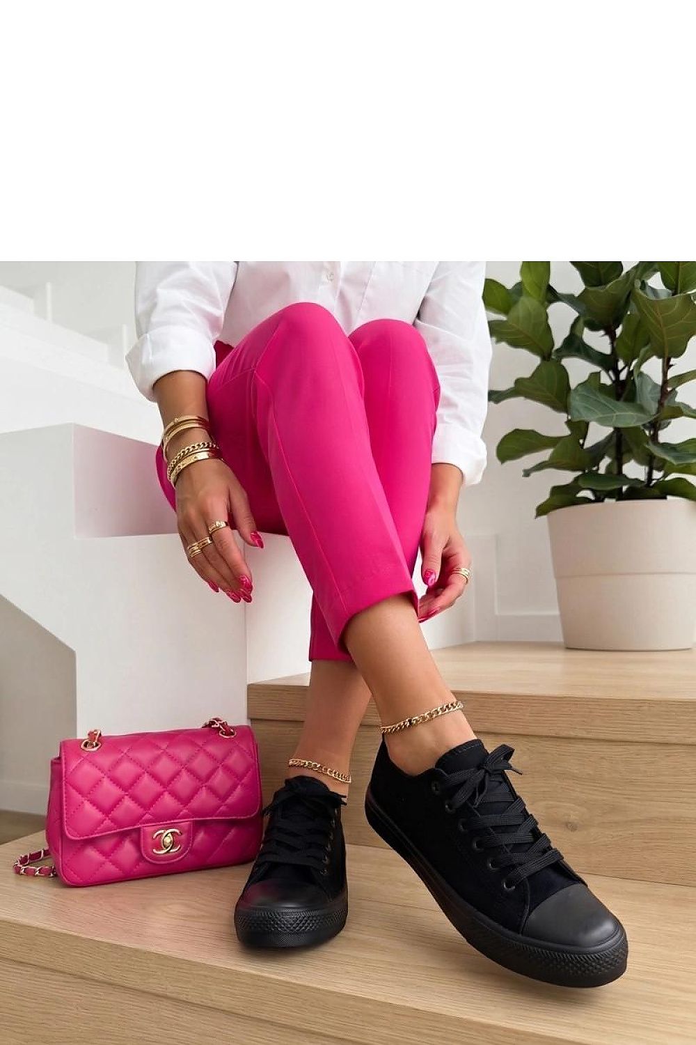  Baskets model 230475 Solea 