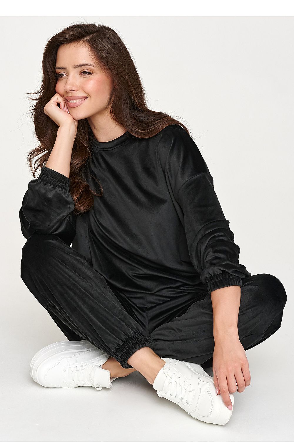 L`ensemble model 230823 Makadamia