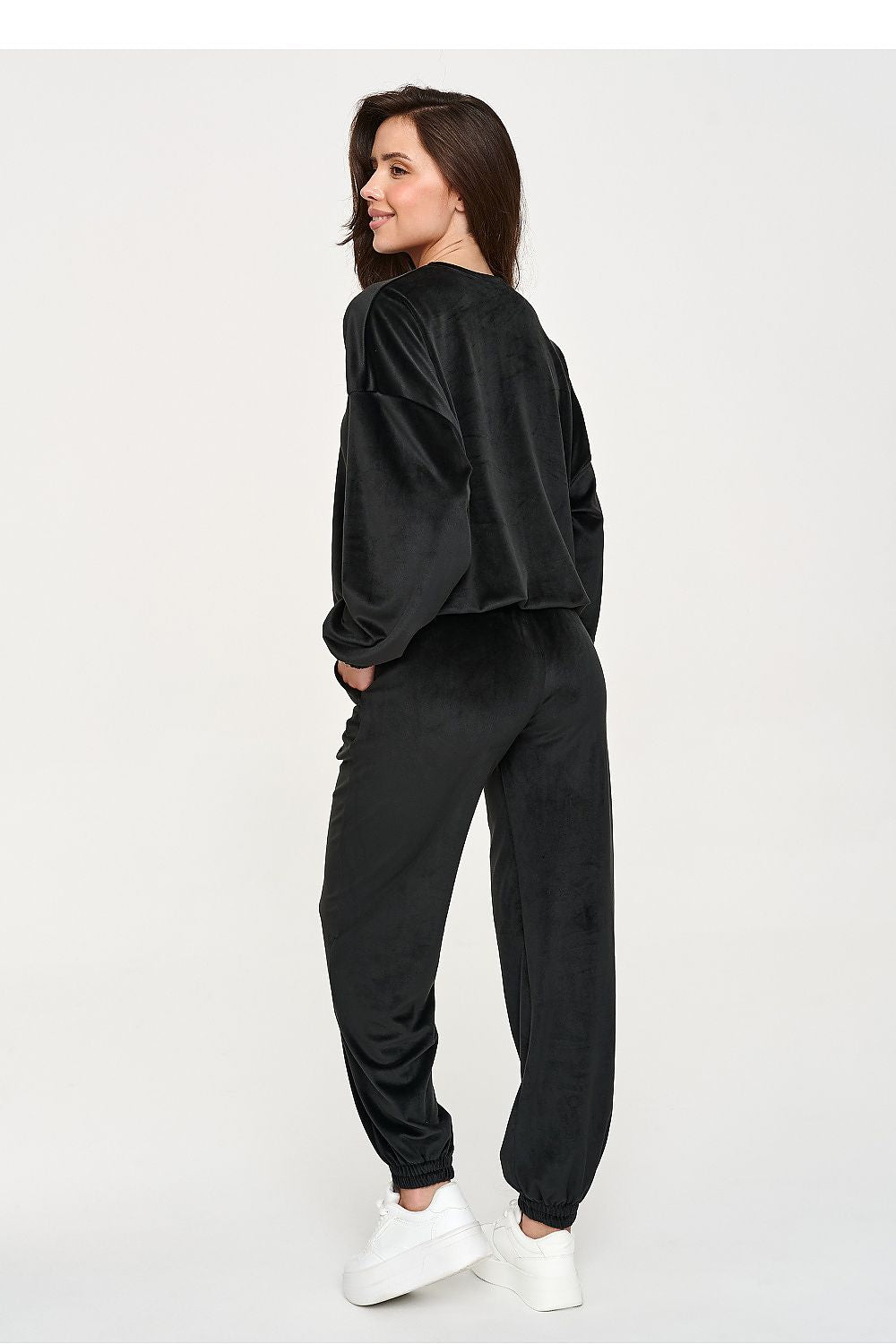 L`ensemble model 230823 Makadamia
