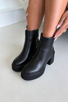  Bottes à plateforme model 230924 Step in style 