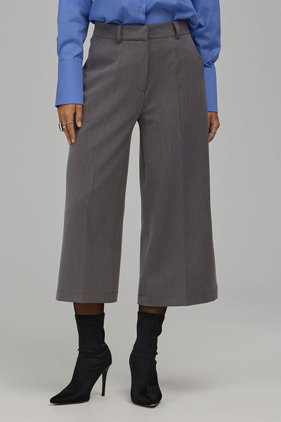  Pantalon femme model 230986 Nife 