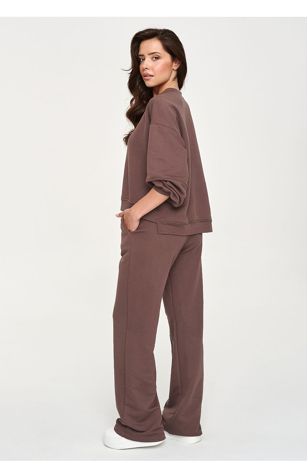 L`ensemble model 231005 Makadamia