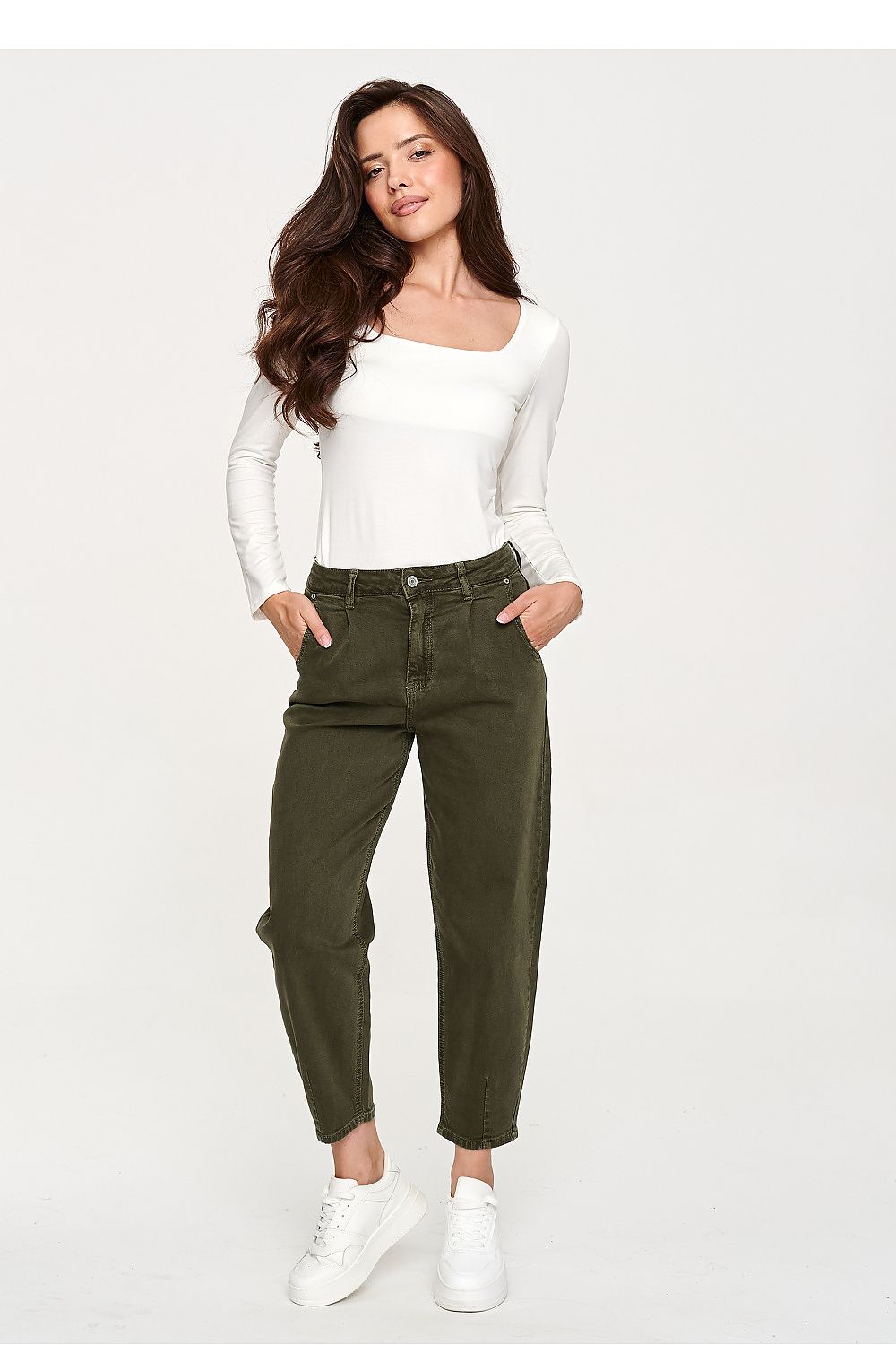 Jean model 231013 Makadamia