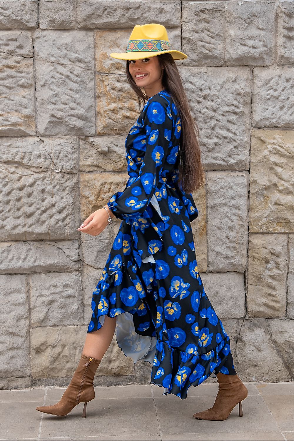 Robe de jour model 231354 LaBalancia