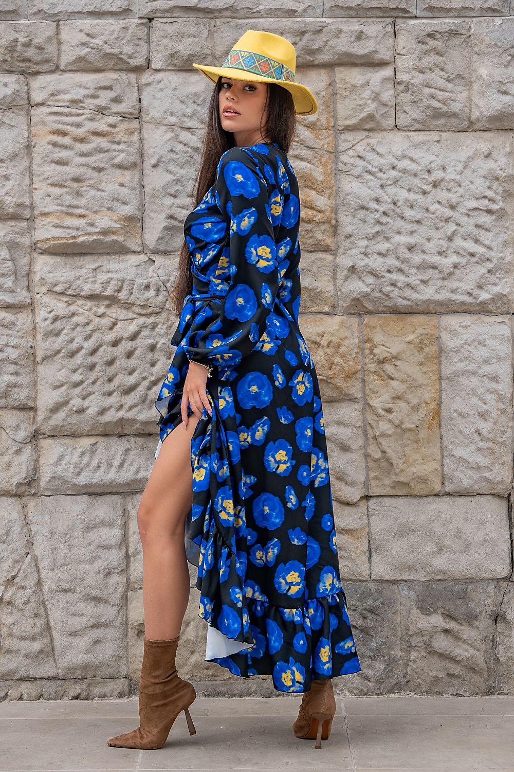 Robe de jour model 231354 LaBalancia