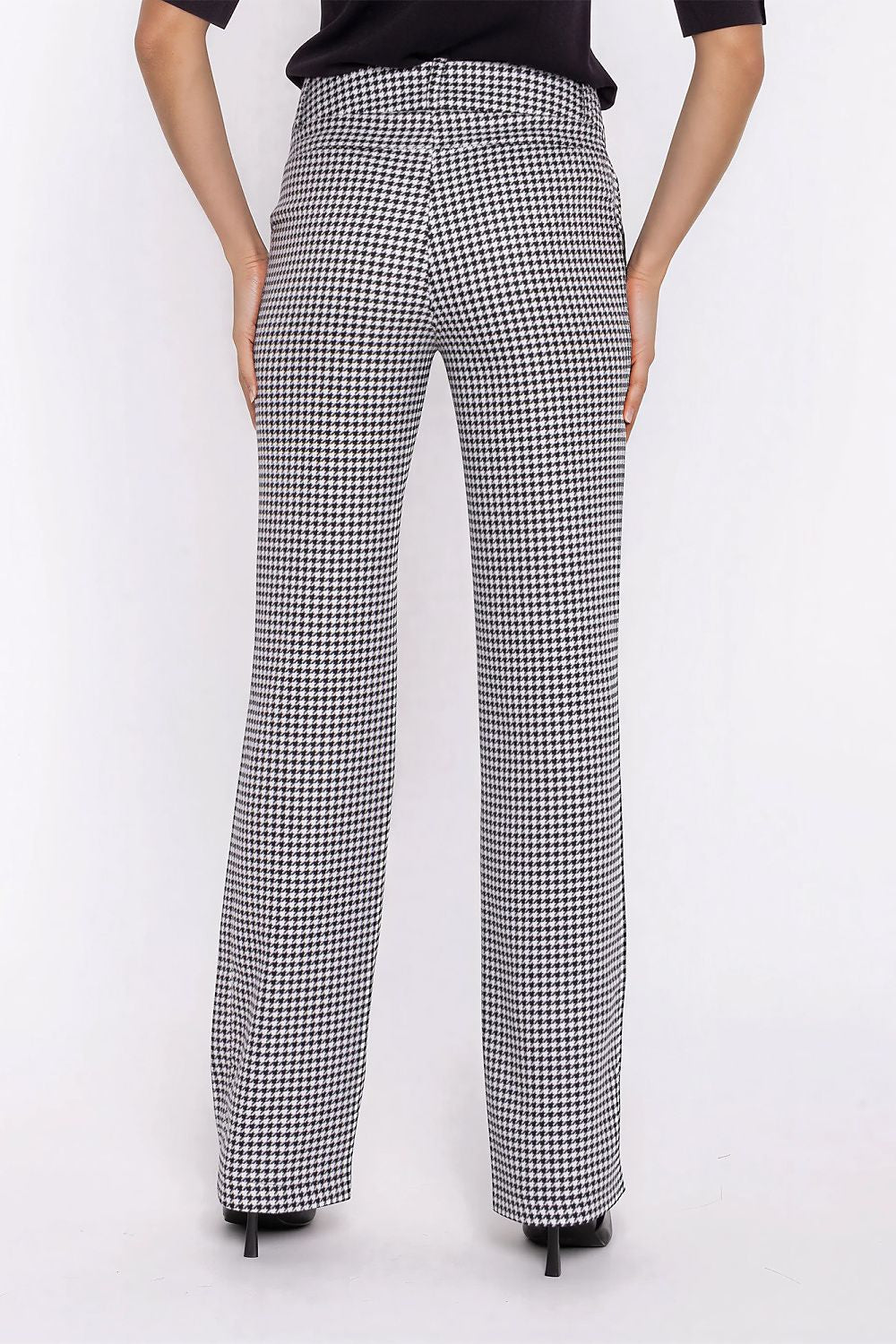 Pantalon femme model 231674 Nife