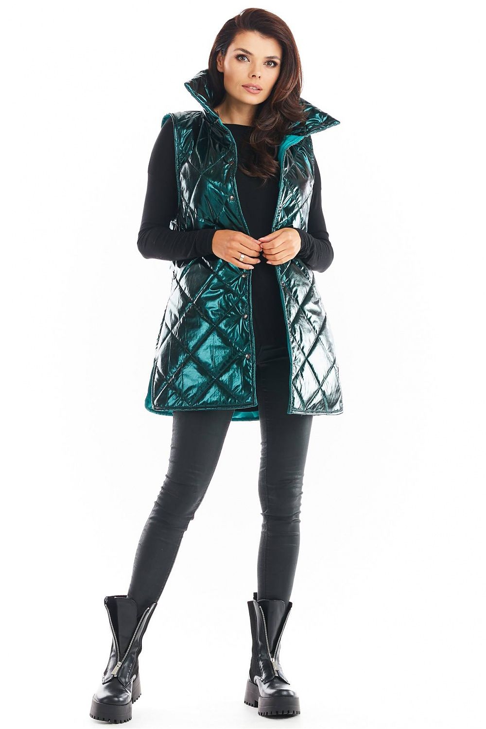 Gilet model 149796 awama