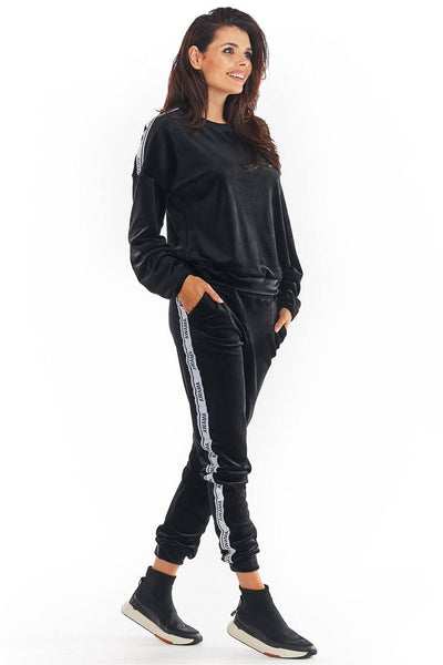 Pantalon survêtement model 149805 awama 