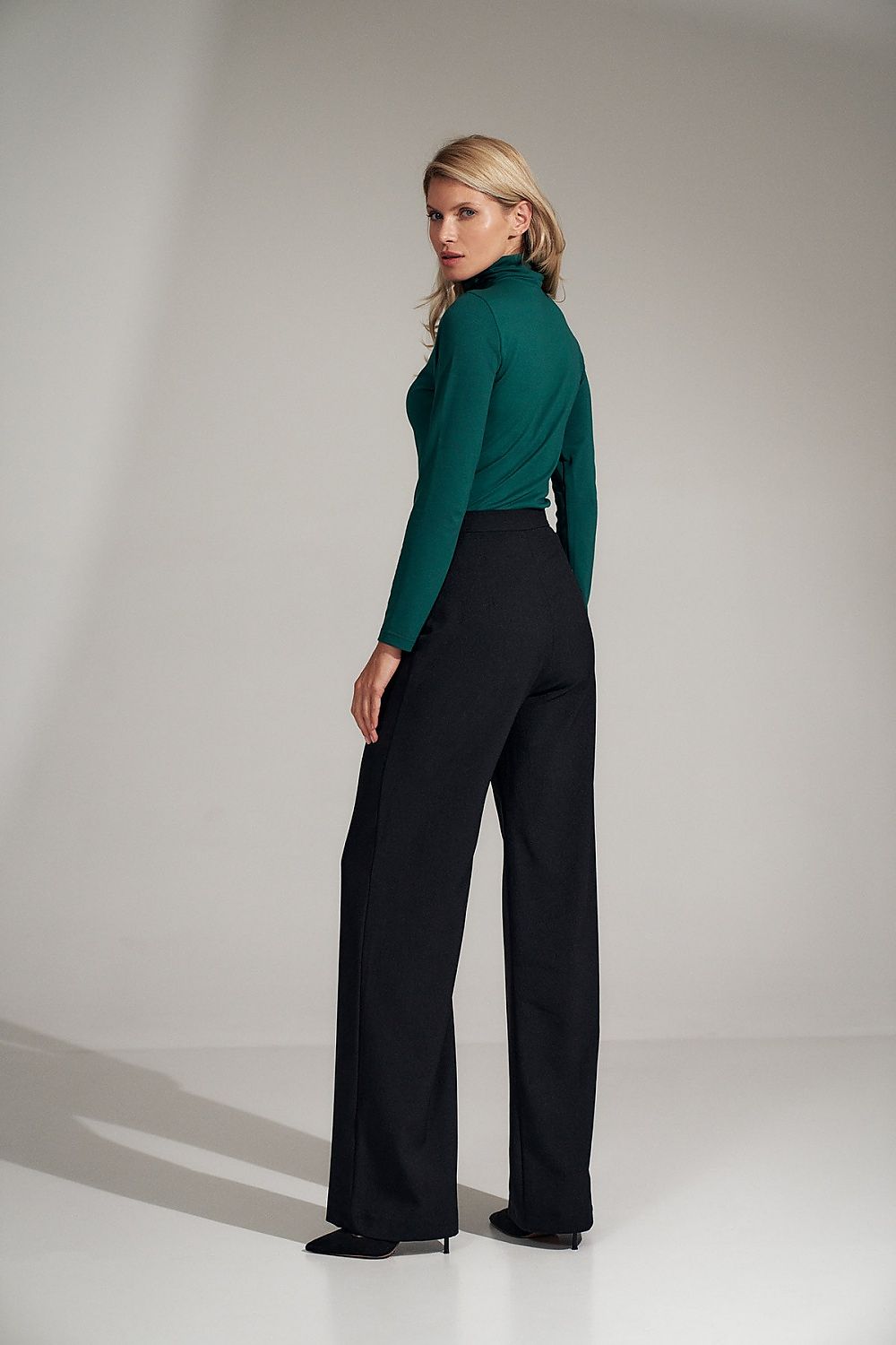  Pantalon femme model 150789 Figl 