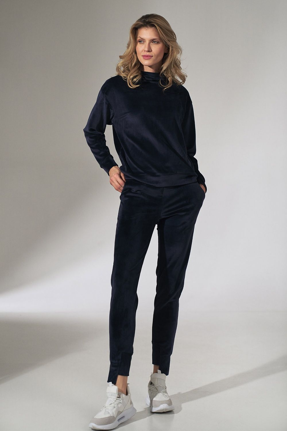 Pantalon survêtement model 151803 Figl