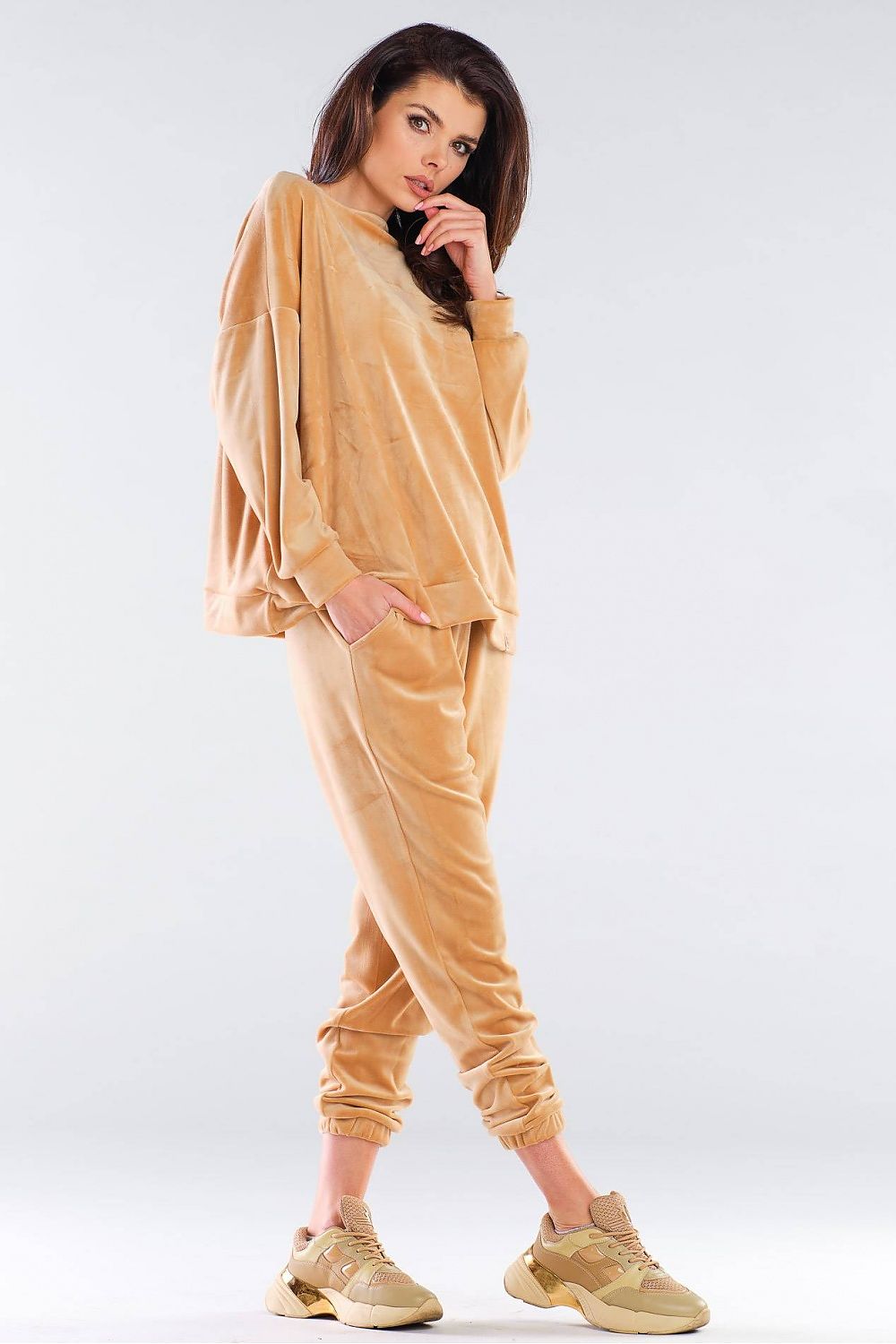 Pantalon survêtement model 155469 awama