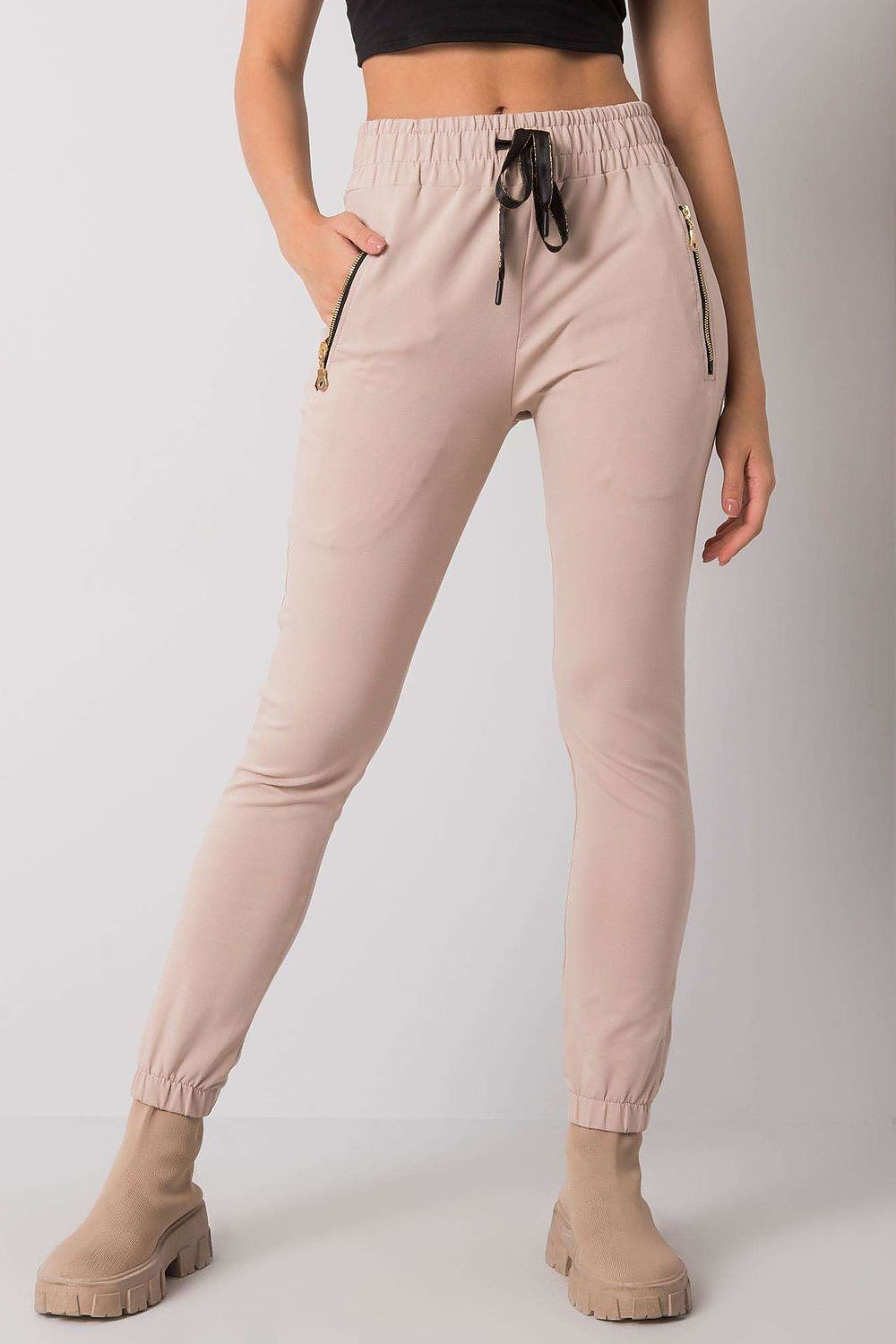 Pantalon survêtement model 159862 Relevance