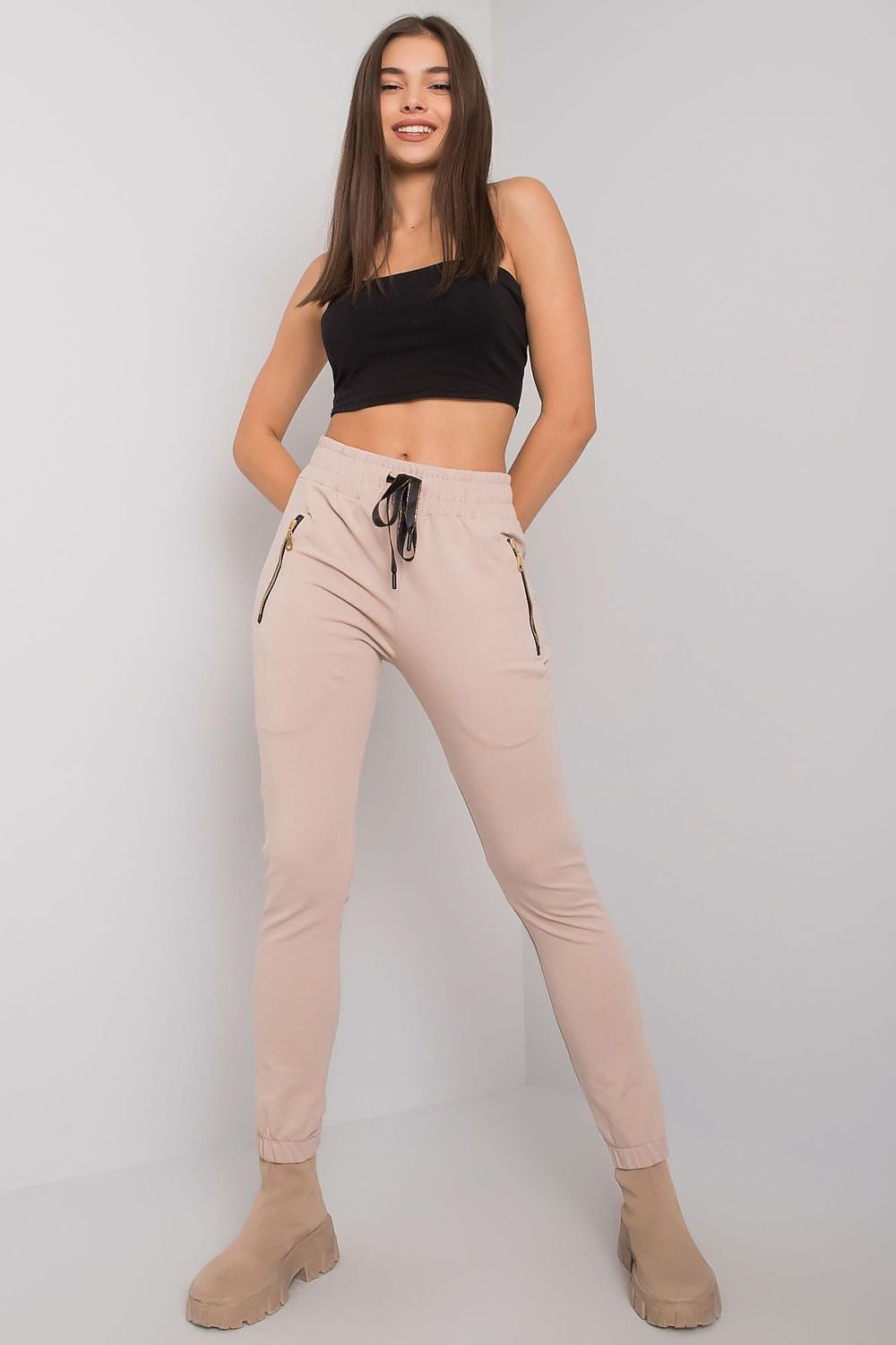Pantalon survêtement model 159862 Relevance