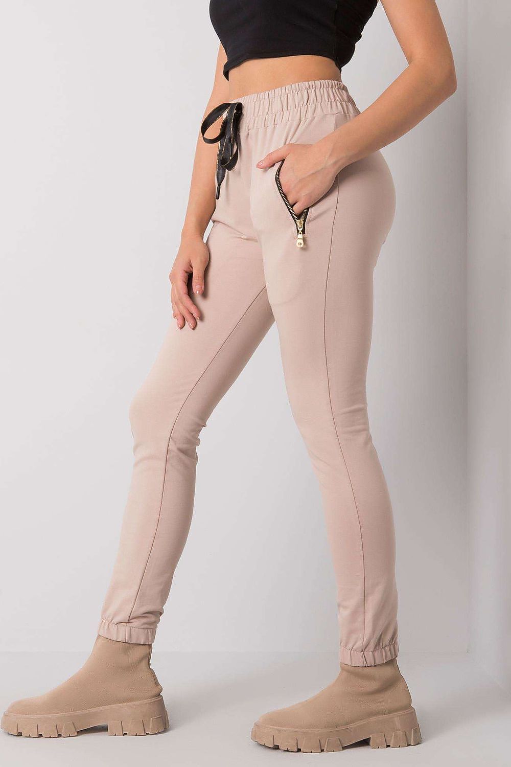 Pantalon survêtement model 159862 Relevance