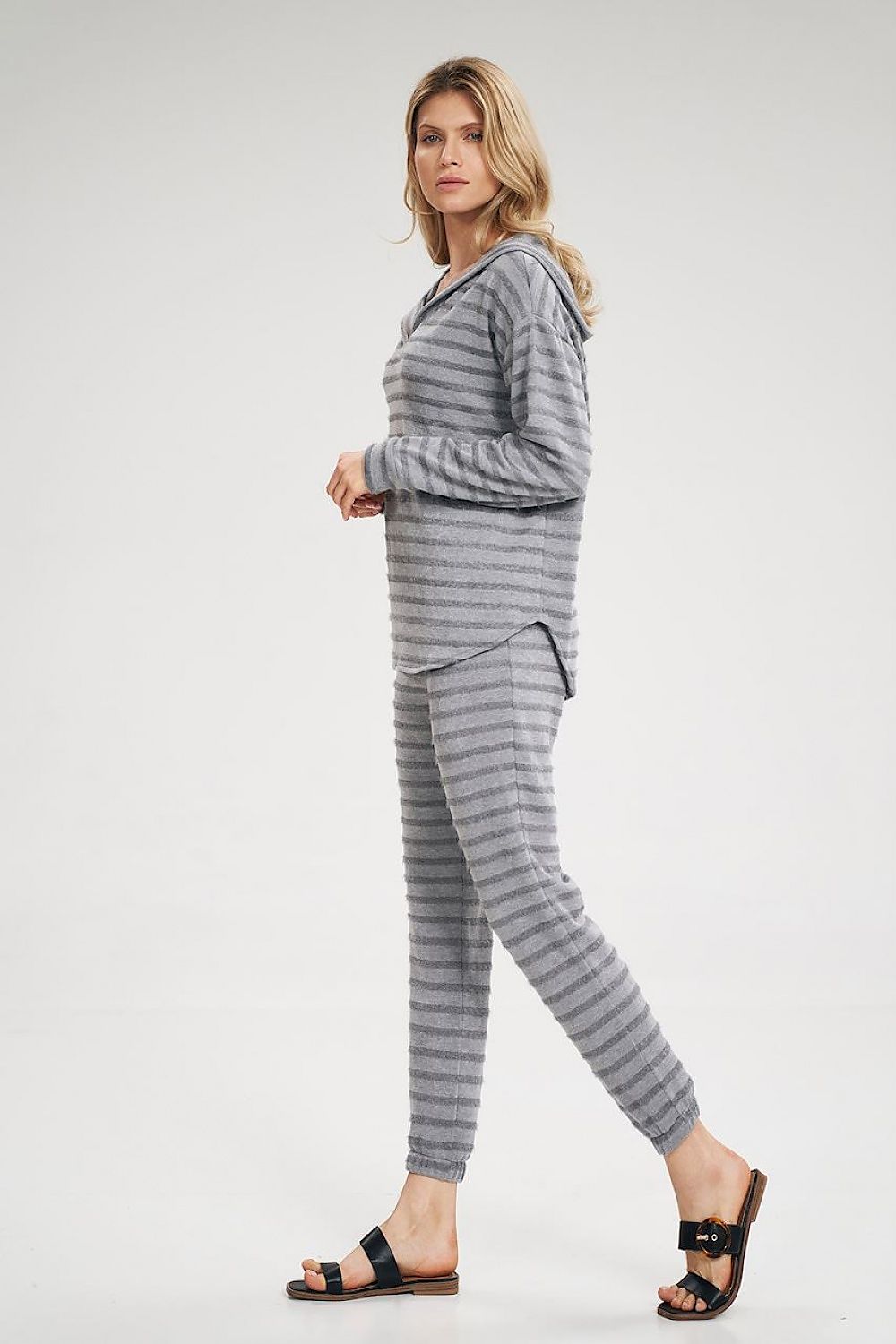 Pantalon survêtement model 162306 Figl