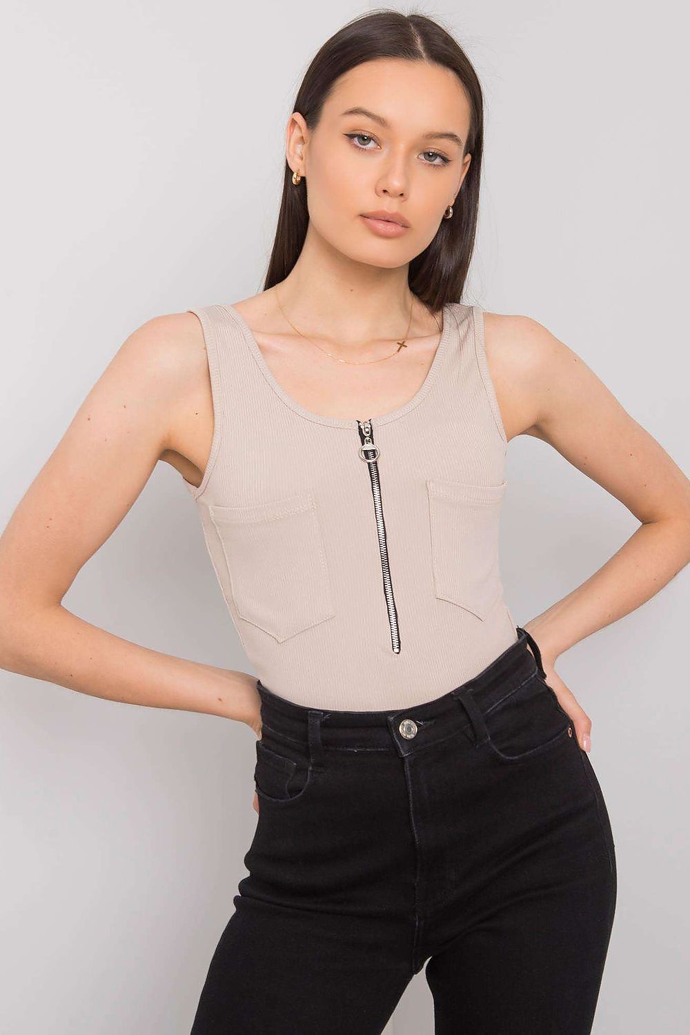 T-shirt model 167382 Italy Moda