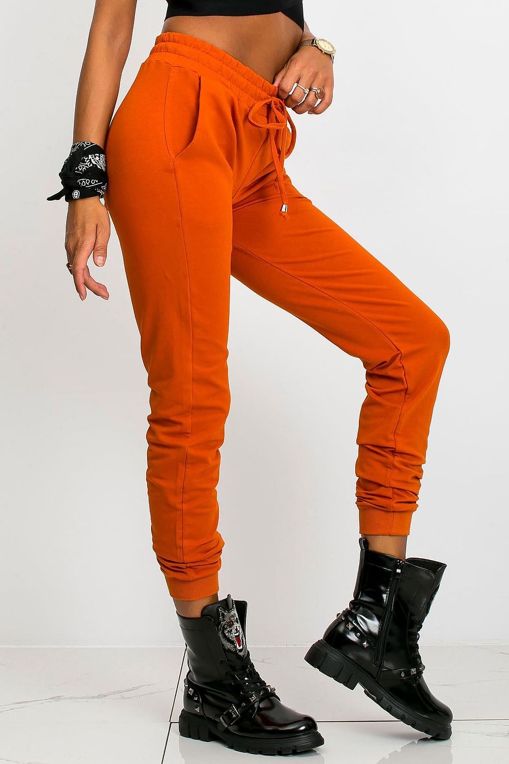  Pantalon survêtement model 169766 BFG 