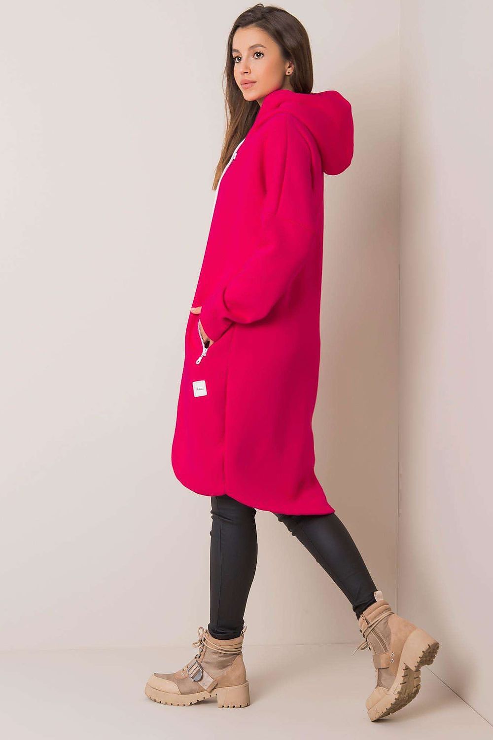 Sweatshirt model 171051 Relevance