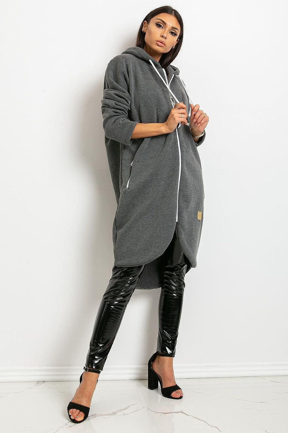 Sweatshirt model 171051 Relevance