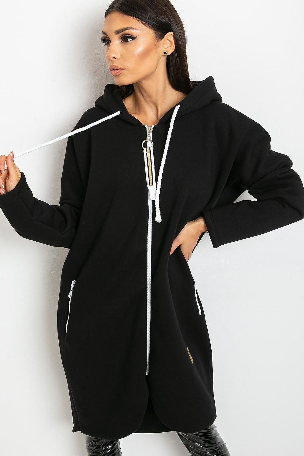 Sweatshirt model 171051 Relevance
